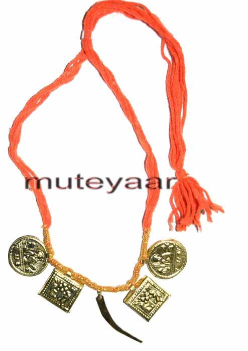 Singh Taweet traditional golden necklace haar for Giddha Bhangra 1